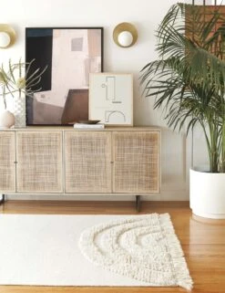 Shay Abstract Print -KINKIN Decor Shop 20190625 sss shoot day 119266 site crop d6f85e04 10c6 4402 9e31 32b23abc33dc