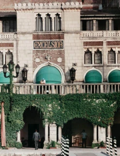 Westin Exclesior Photography Print By Slim Aarons -KINKIN Decor Shop 236290 001 DET 2