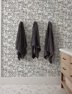 Saunders Wallpaper -KINKIN Decor Shop BathroomWallpaperVignette 5152 SITECROP LIFESTYLE