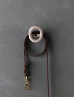 Olo Wall Hook By SIN Ceramics 33 Olo Wall Hook By SIN Ceramics -KINKIN Decor Shop OloWallHook SpeckledWhite A06564172888 Product
